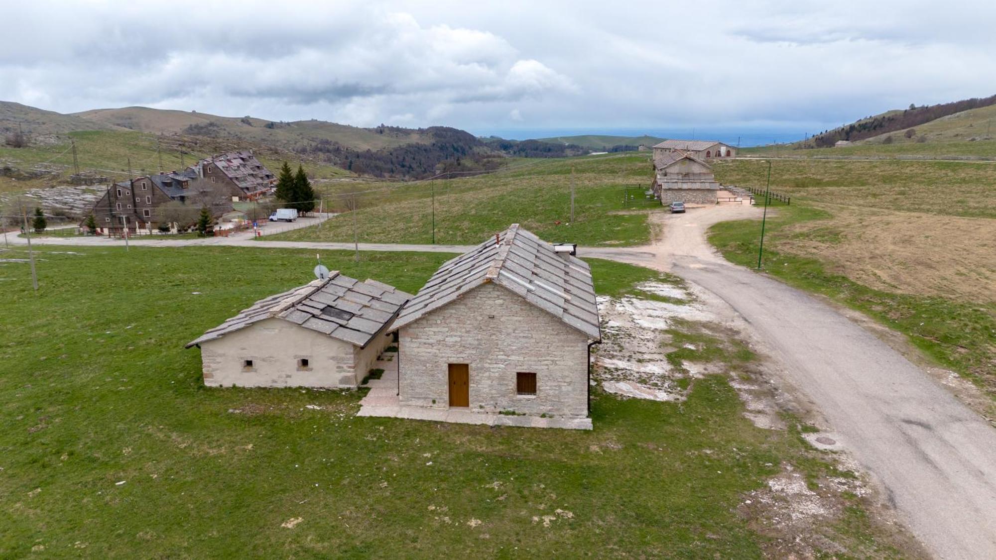 博斯科基耶萨诺瓦Agriturismo Campoleva Baito Jegher别墅 外观 照片